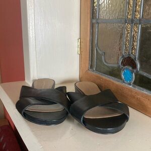 Like new Saks Fifth Avenue Black Slide Sandals